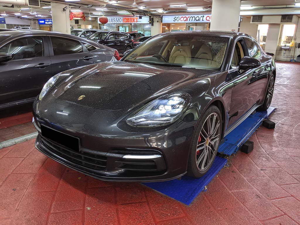 Porsche Panamera G2 PDK E6