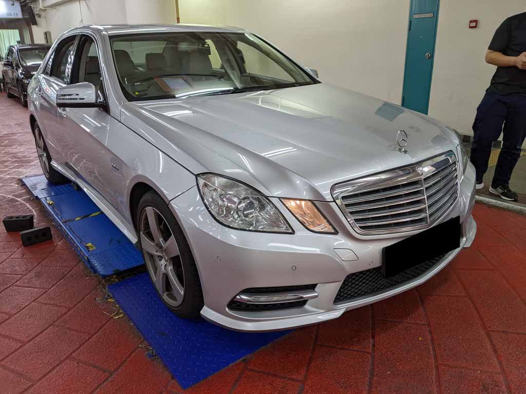 Mercedes Benz E 200