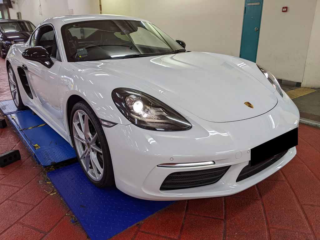 Porsche 718 Cayman (982)