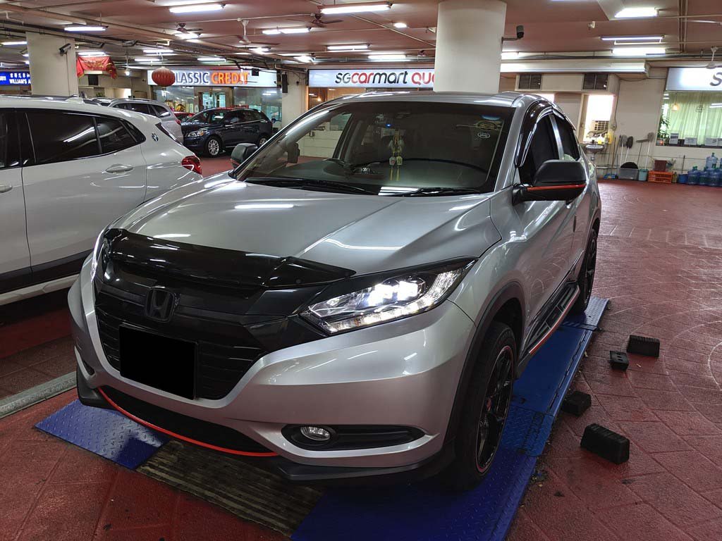 Honda Vezel 1.5X CVT