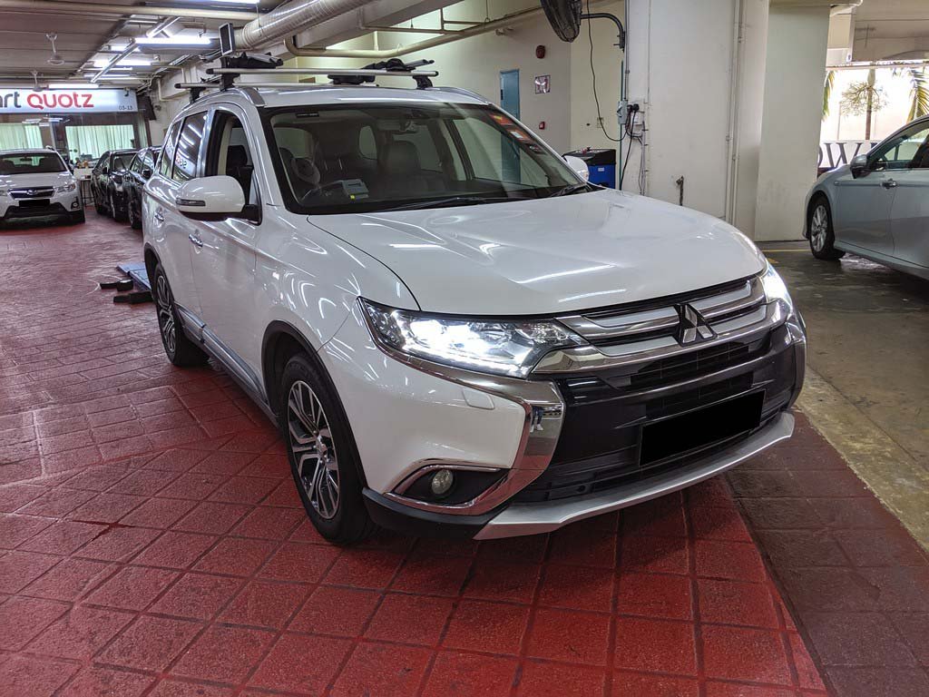 Mitsubishi Outlander 2.4 CVT AWD S/R Facelift
