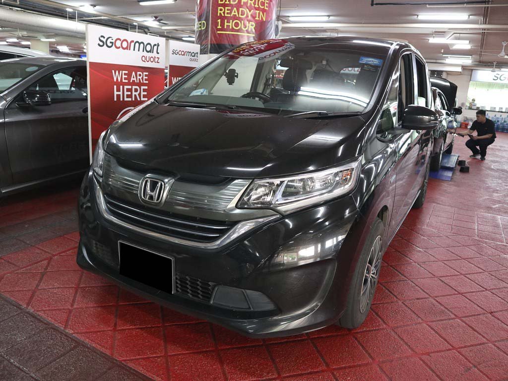 Honda Freed 1.5G Auto (Hybrid)