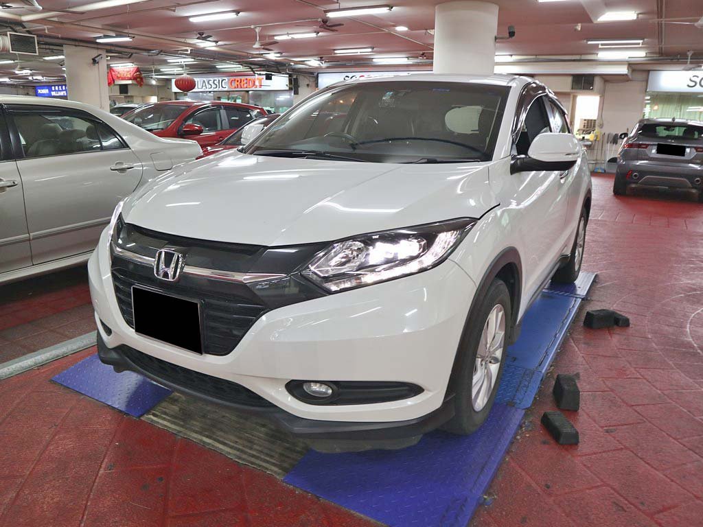 Honda Vezel 1.5X CVT
