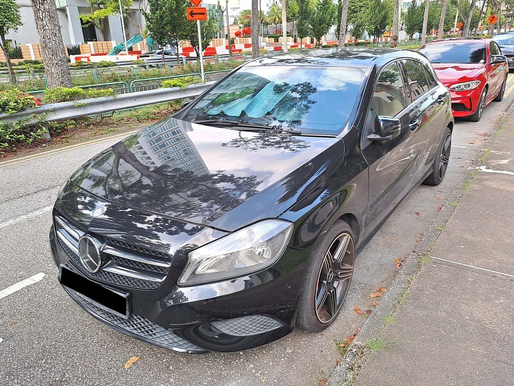 Mercedes Benz A180 (R17)