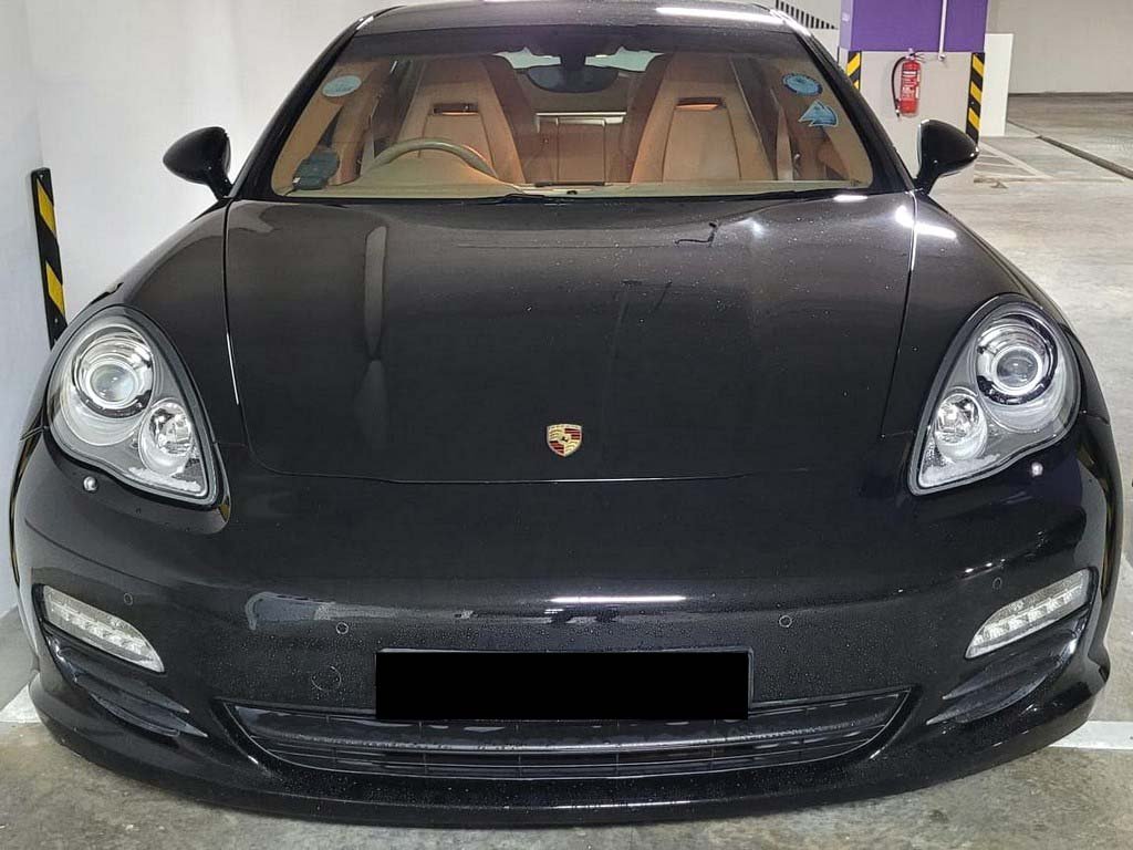 Porsche Panamera (COE Till 01/2031)