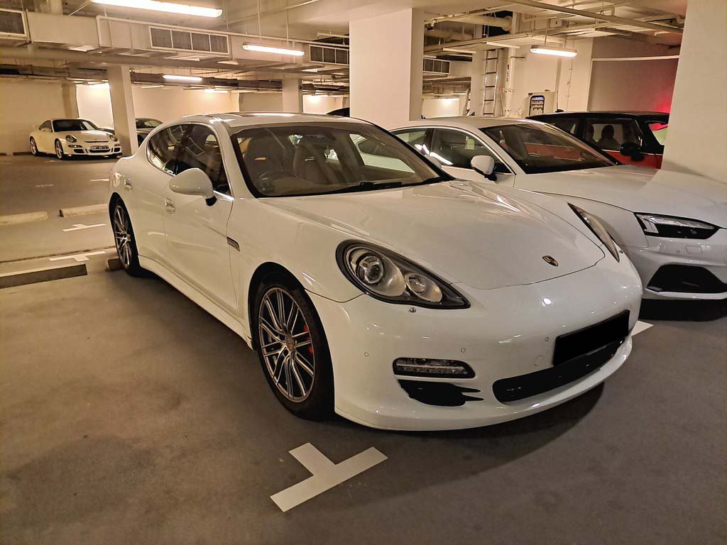 Porsche Panamera 4S (COE Till 02/2029)
