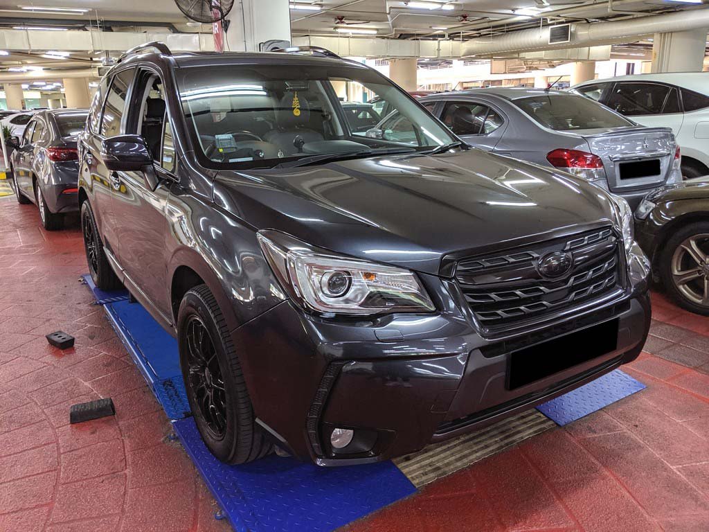 Subaru Forester 2.0XT CVT AWD Sunroof