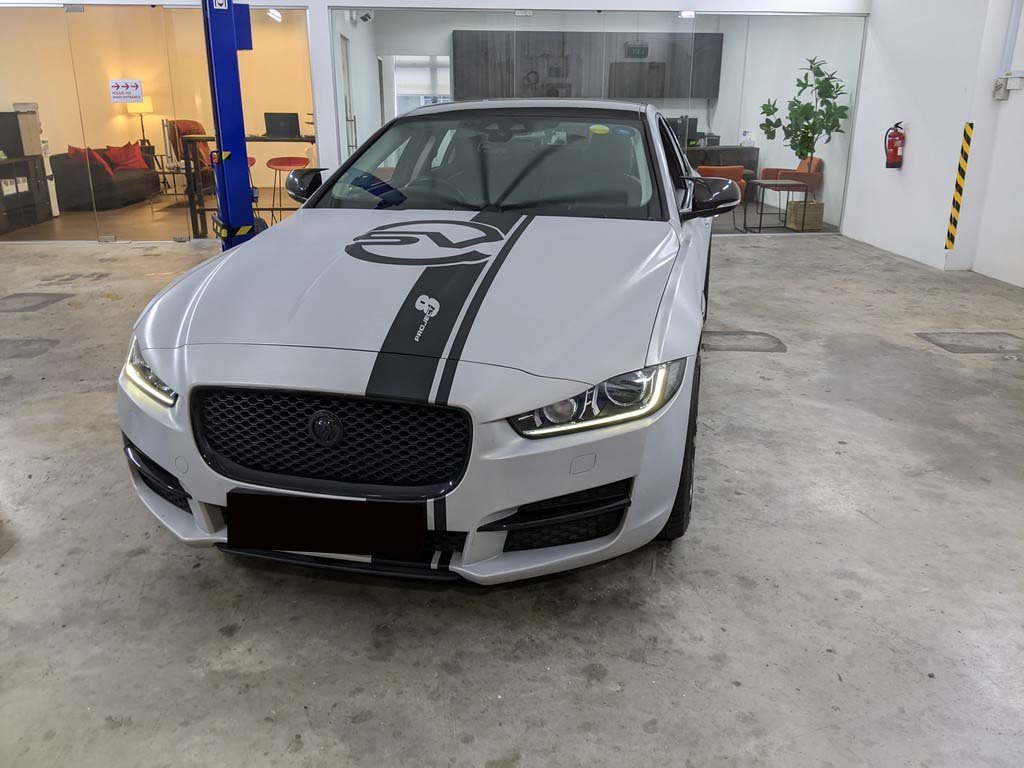 Jaguar Xe 2.0 I4