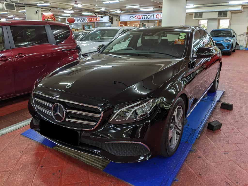 Mercedes Benz E200 SE Auto