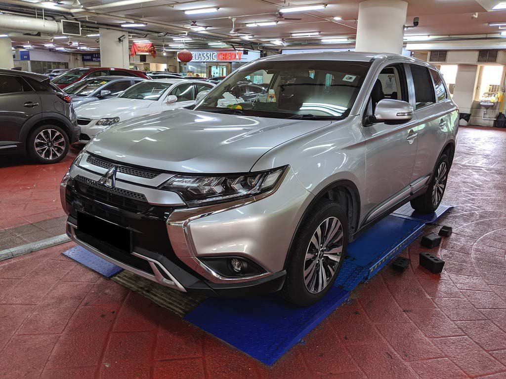 Mitsubishi Outlander 2.0 CVT