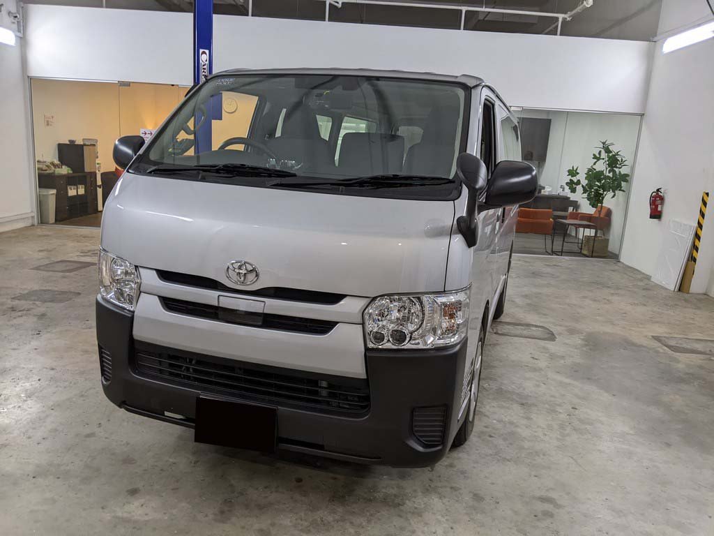 Toyota Hiace Dx 2.8 Auto