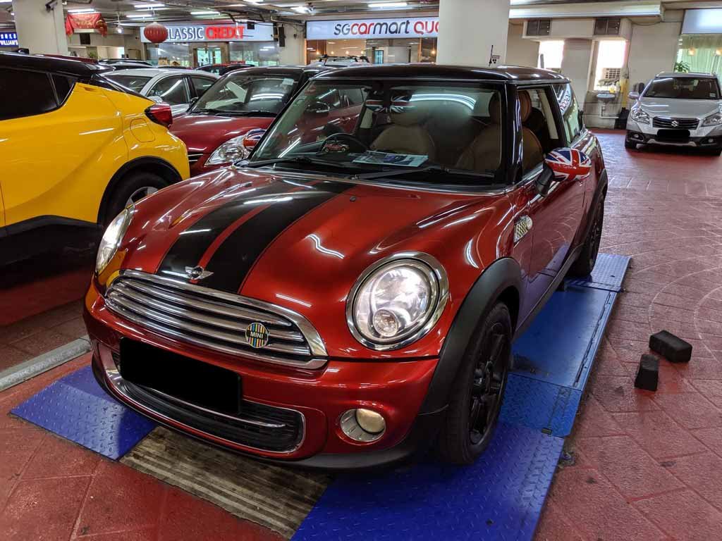 Mini Cooper 1.6 AT Abs (COE Till 06/2031)