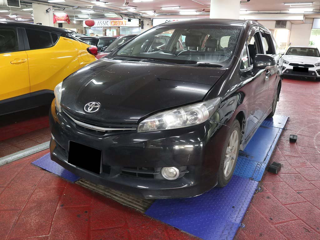 Toyota Wish 1.8 CVT