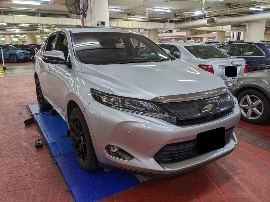 Toyota Harrier 2.0 Premium AT Airbag 2WD
