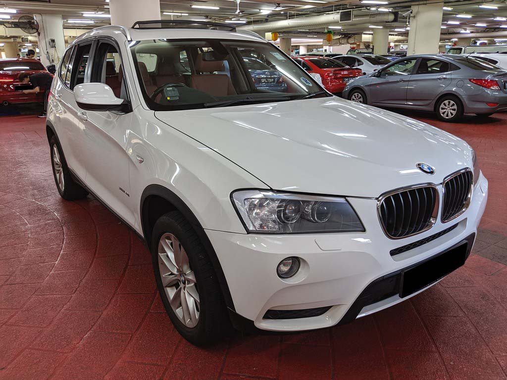 BMW X3 XDrive20I Sunroof HID DSC NAV