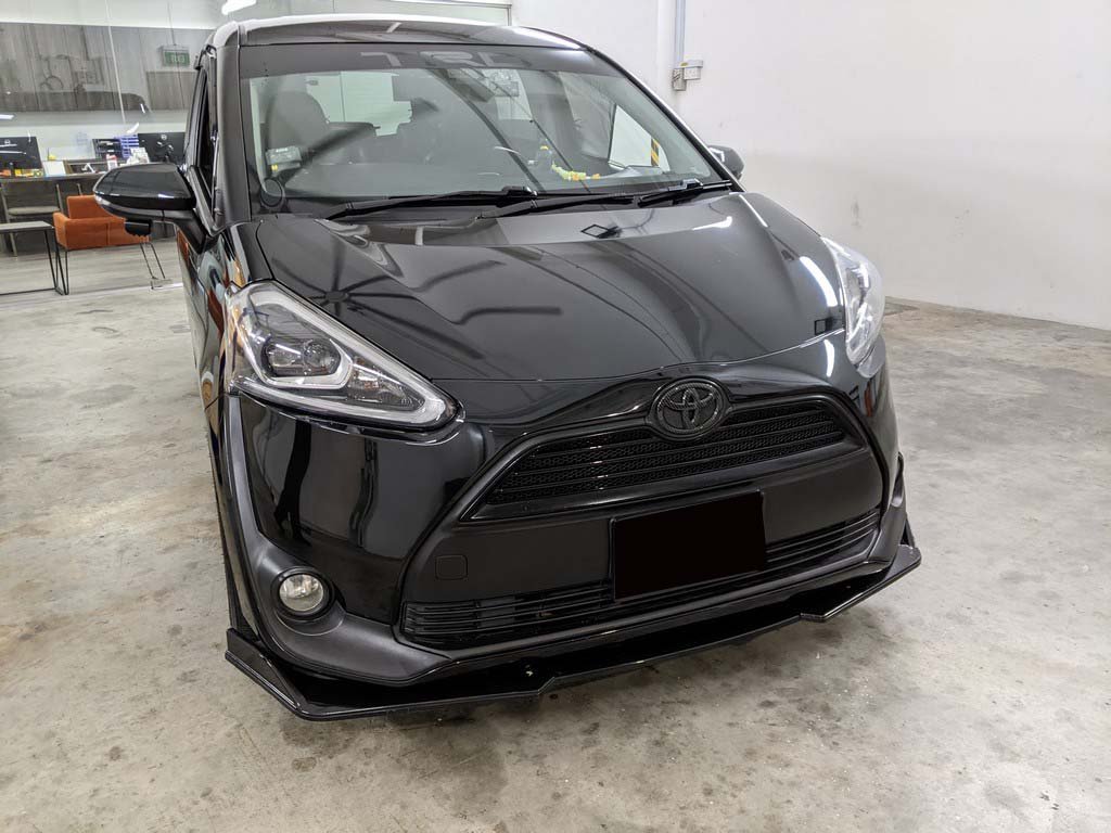 Toyota Sienta 1.5G A