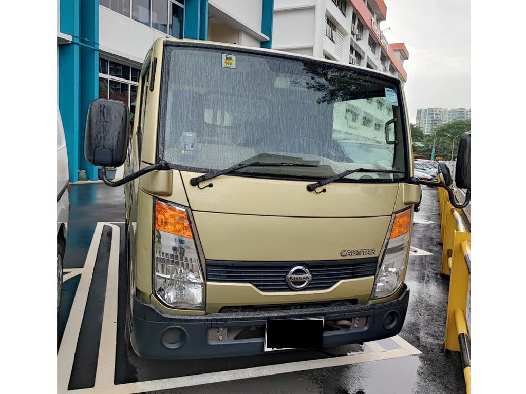 Nissan Cabstar 3.0 5m/t Abs 2dr 2wd Euro 5