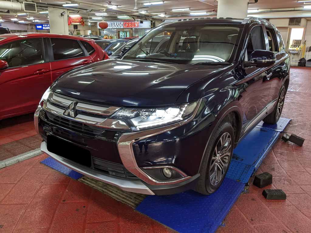 Mitsubishi Outlander 2.4 Cvt Awd Sunroof Facelift