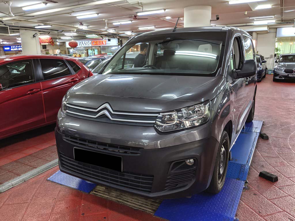 Citroen Berlingo 1.5 Bluehdi 5MT L2