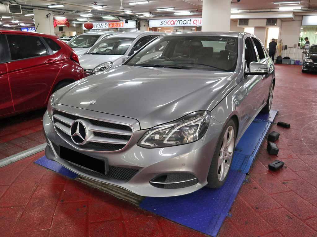 Mercedes Benz E250 Sedan (R18)