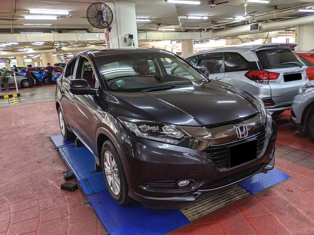 Honda Vezel 1.5X Auto (Hybrid)