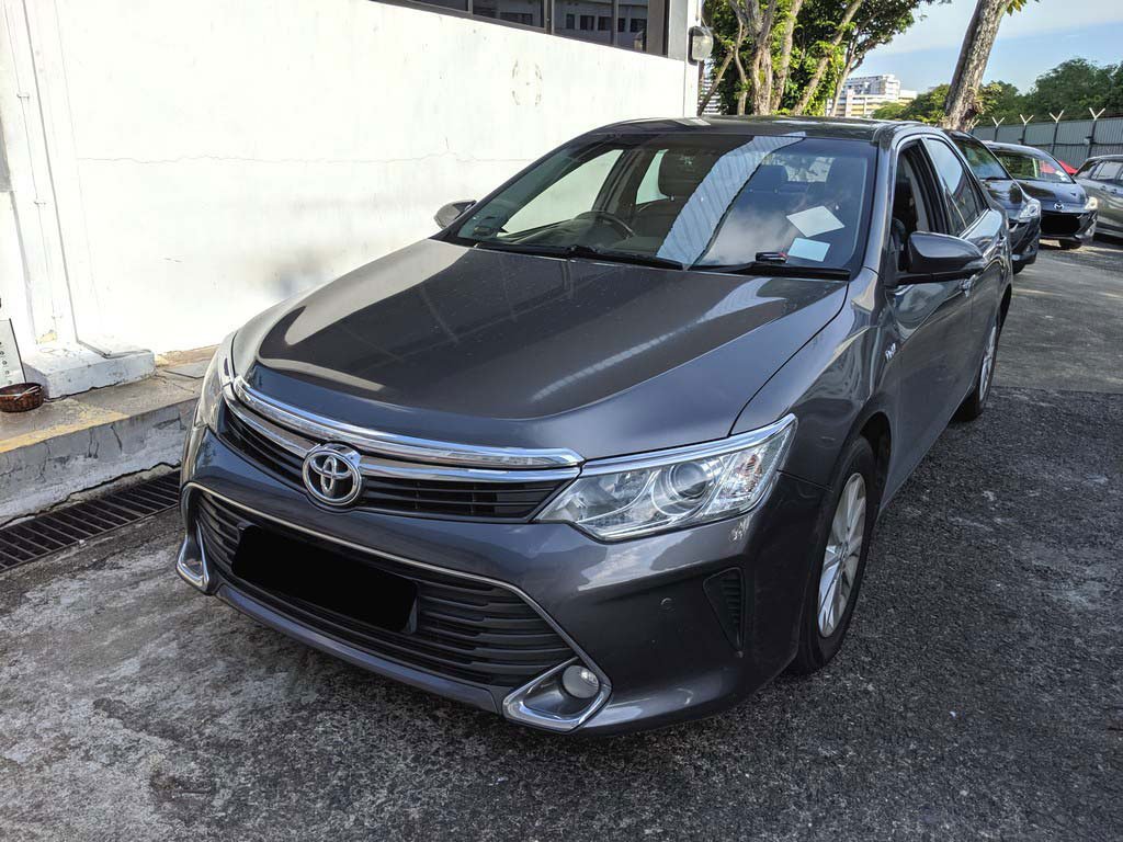 Toyota Camry 2.0 Auto