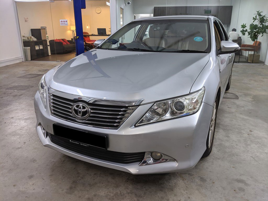 Toyota Camry 2.5 Auto