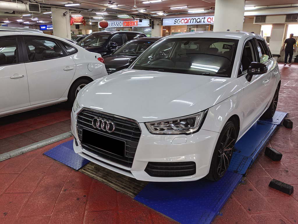 Audi A1 SB 1.0 TFSI (PI)