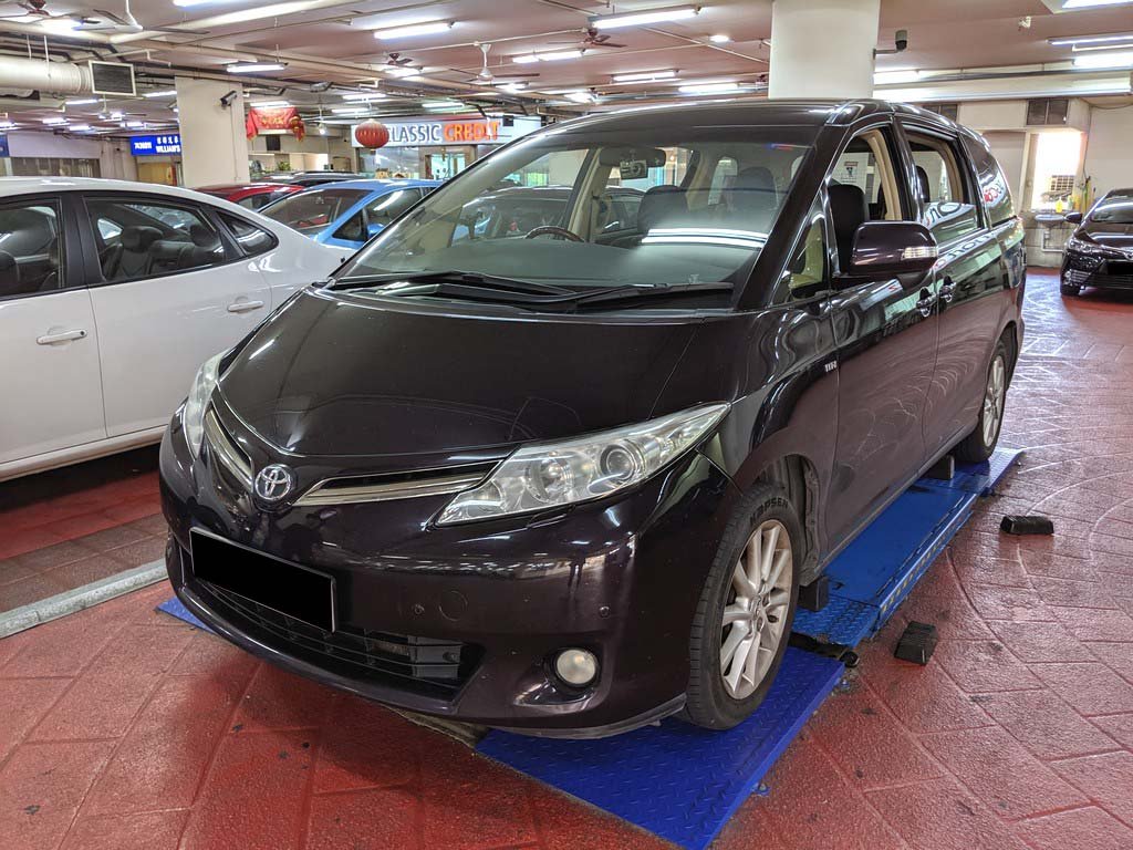 Toyota Previa 7 Seater CVT