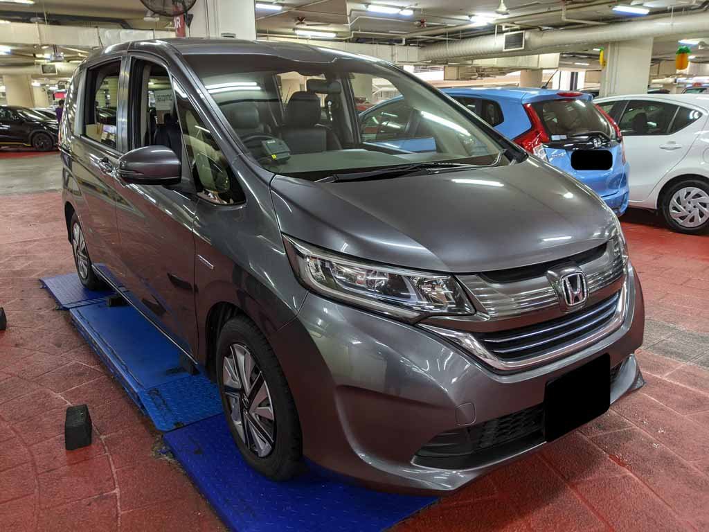 Honda Freed 1.5G Auto (Hybrid)