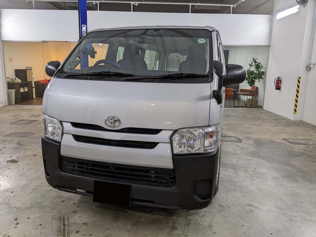 Toyota Hiace Dx 2.8 Auto