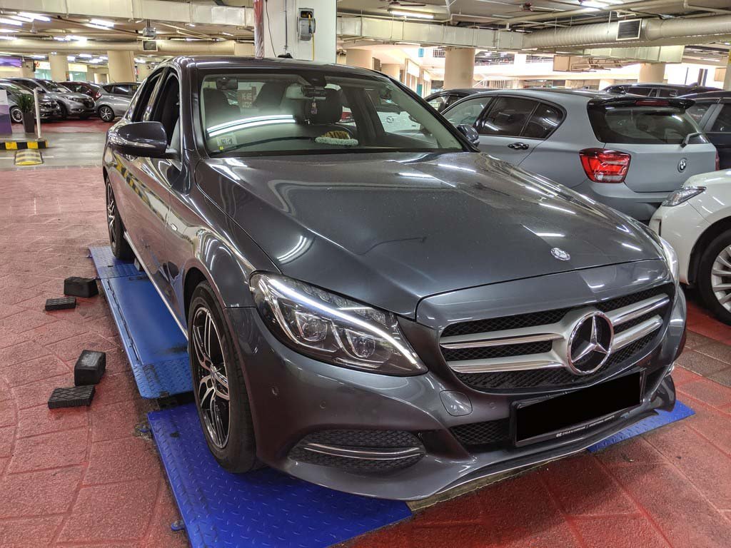 Mercedes Benz C200 Avantgarde (r17 Led)