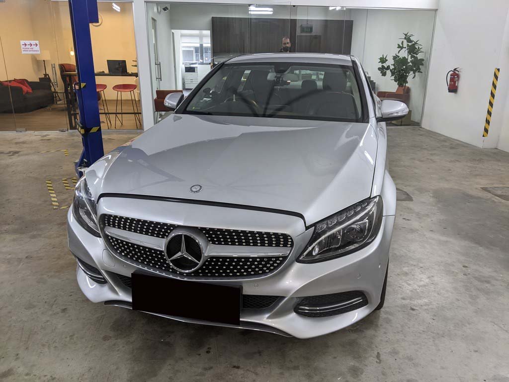 Mercedes Benz C180 Avantgarde (r17 Led)