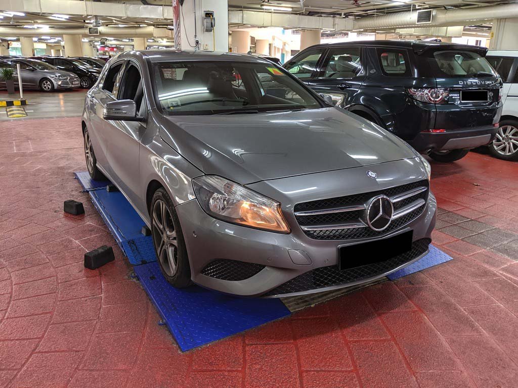 Mercedes Benz A180 (R17)