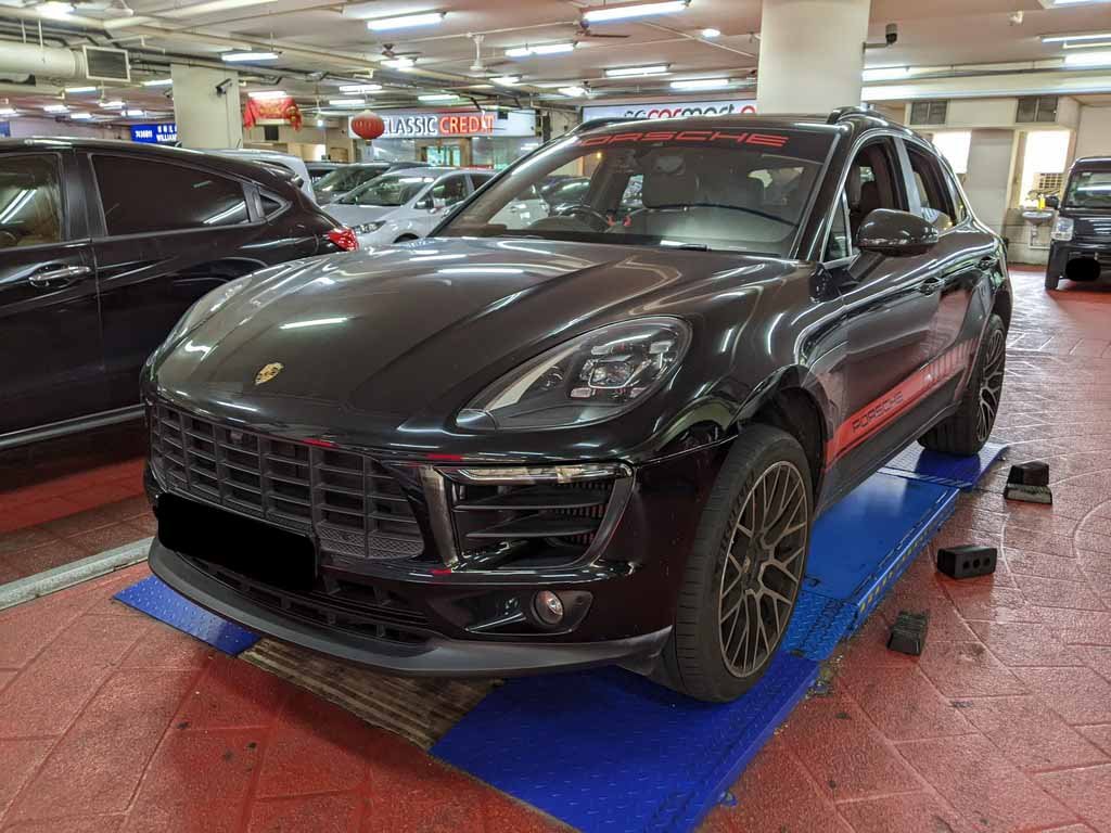 Porsche Macan S