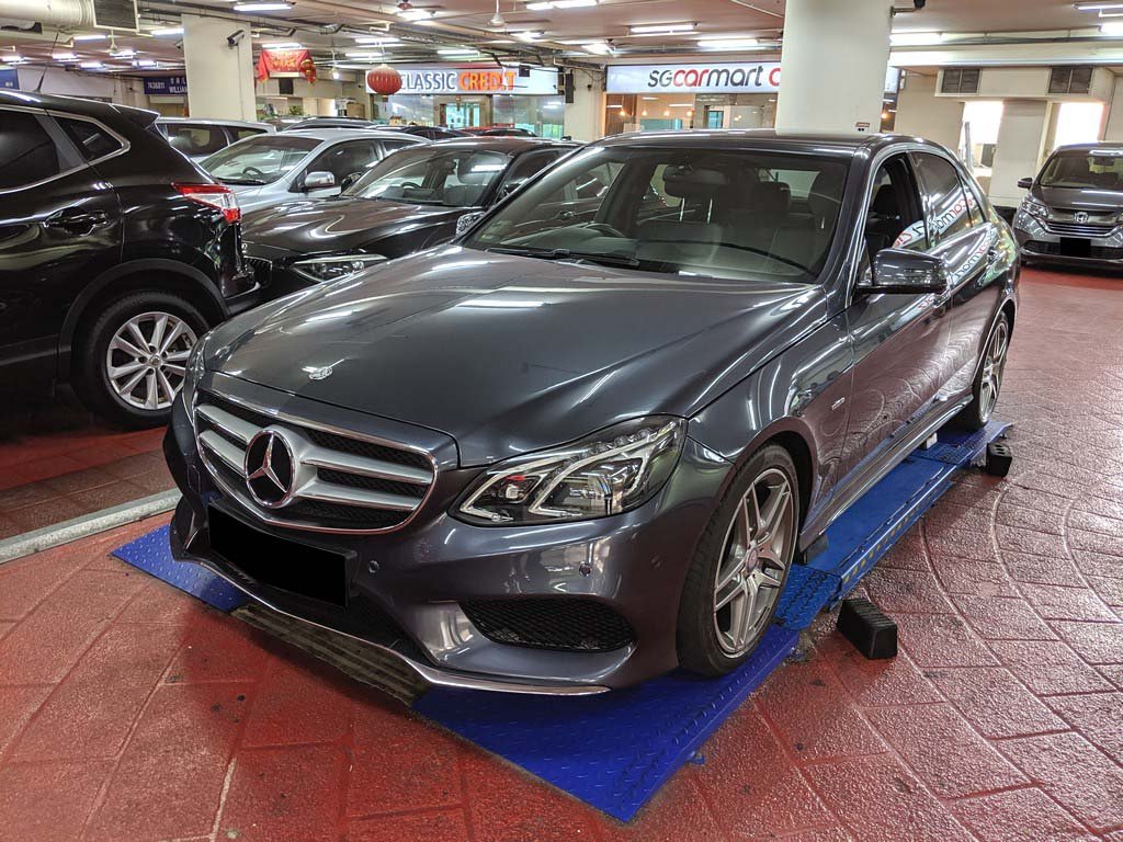 Mercedes Benz E250 Sedan Edition E (R18 LED)