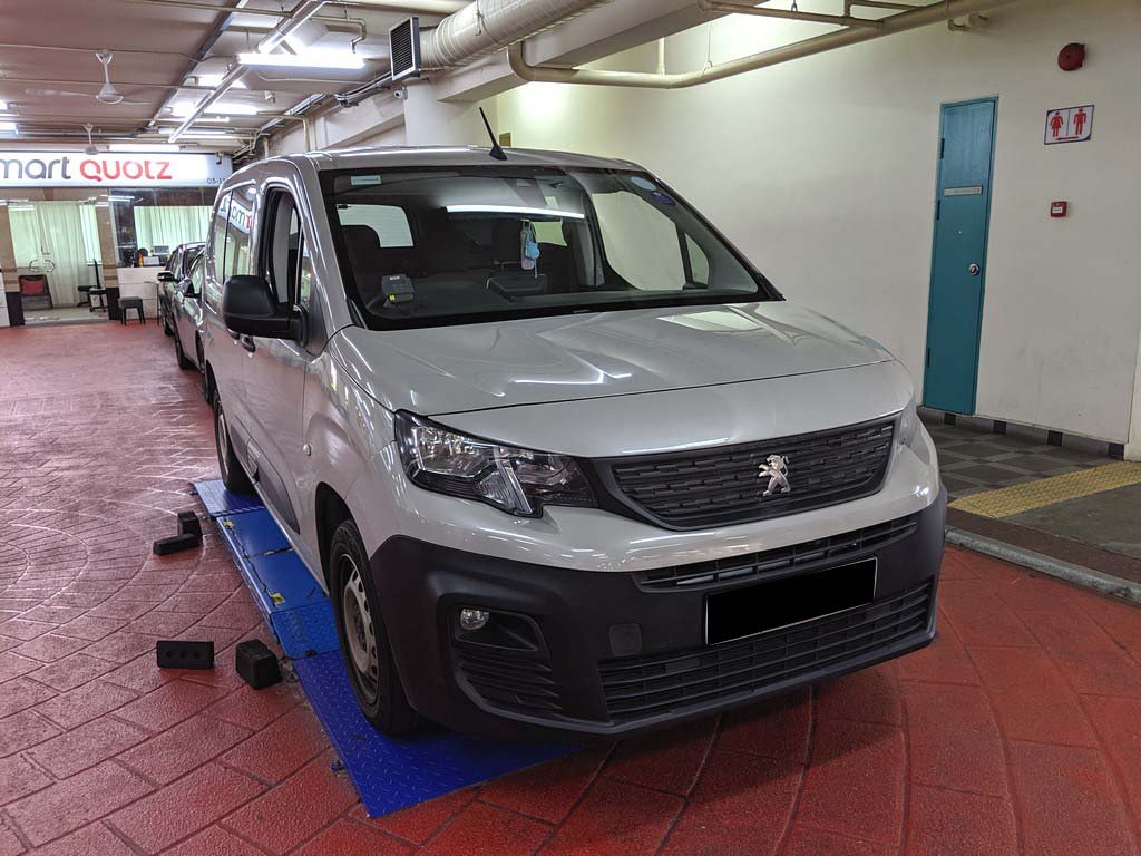Peugeot Partner 1.5 Bluehdi Eat8 LWB