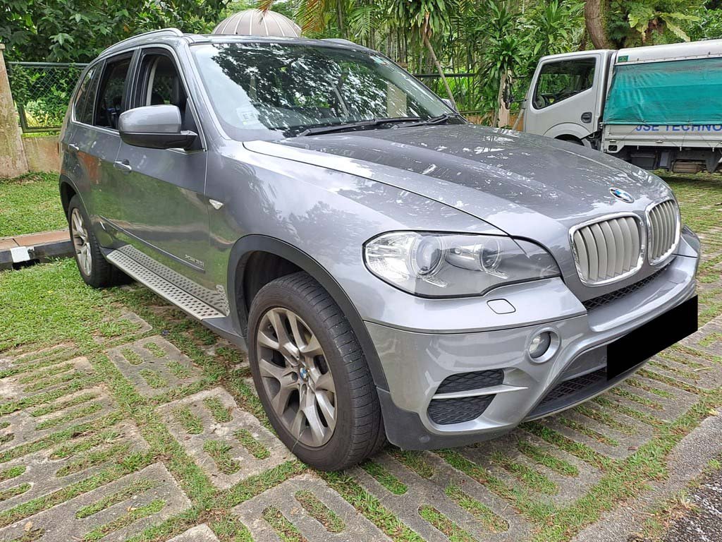 BMW X5 Xdrive35I 3.0 AT Sunroof (COE Till 10/2026)