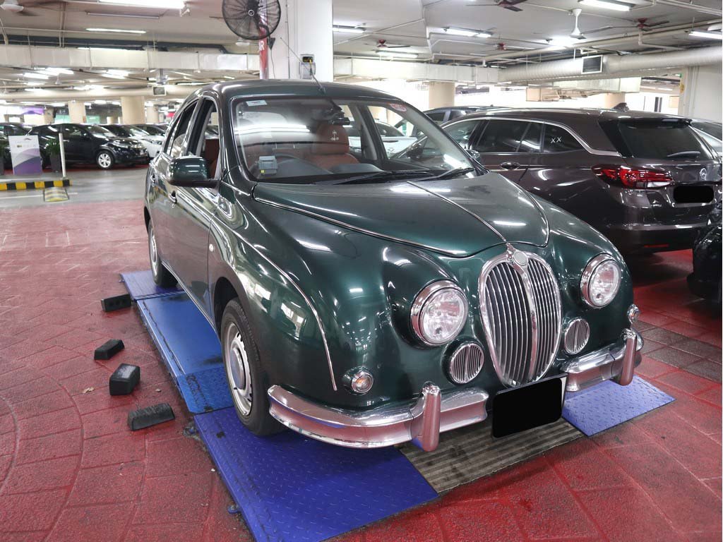 Mitsuoka Viewt 12ST