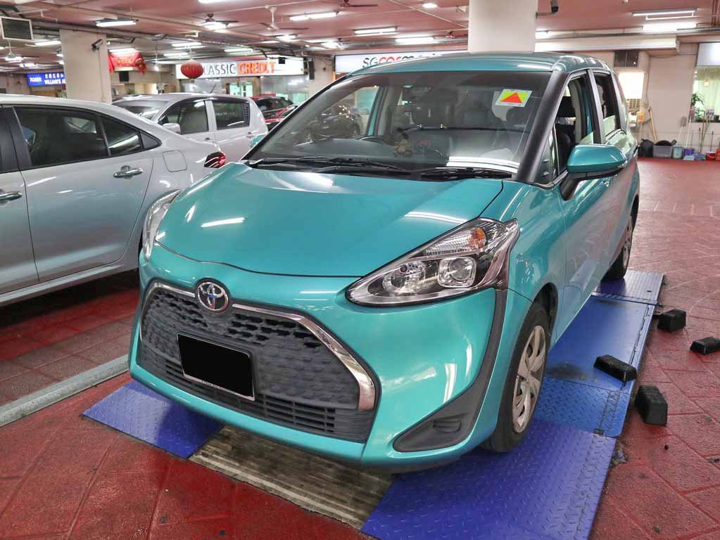 Toyota Sienta 1.5G CVT