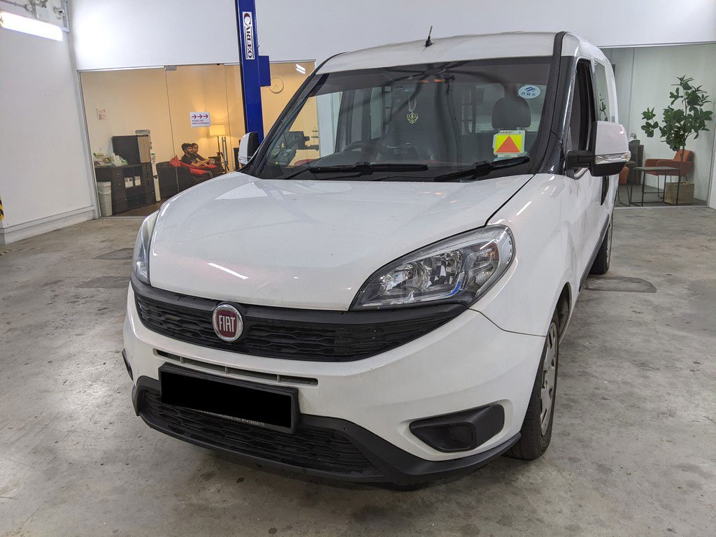 Fiat Doblo Cargo Maxi 1.6 Mtj Amt Glaze