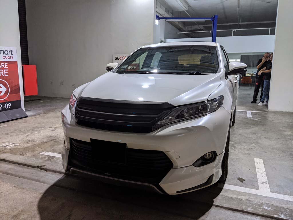 Toyota Harrier Premium 2.0 A