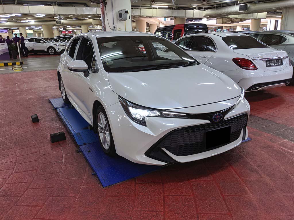 Toyota Corolla 1.8 Sport Ascent CVT (Hybrid)