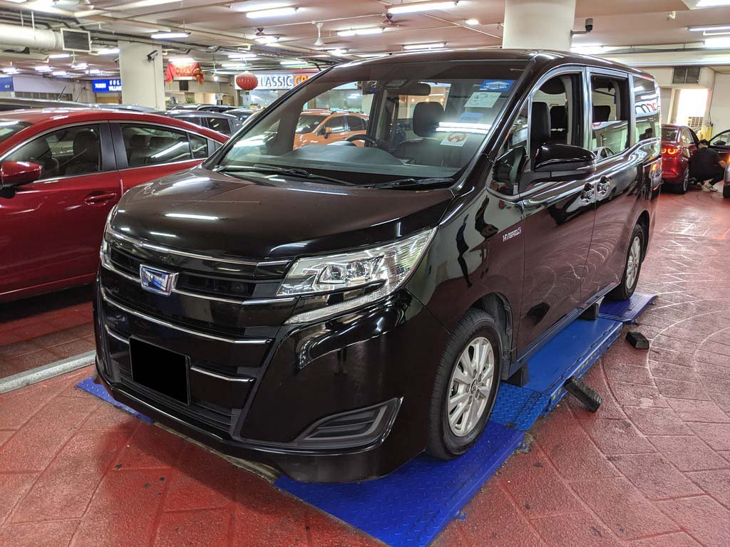 Toyota Noah 7 Seater 1.8X CVT (Hybrid)
