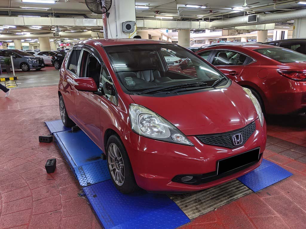 Honda Fit 1.3G F A (COE Till 12/2023)