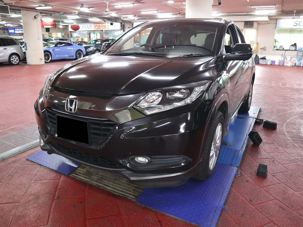 Honda Vezel 1.5X Auto (Hybrid)