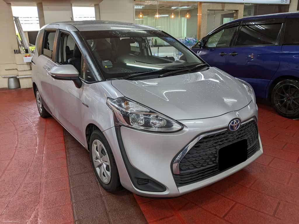 Toyota Sienta 1.5g Cvt (Hybrid)