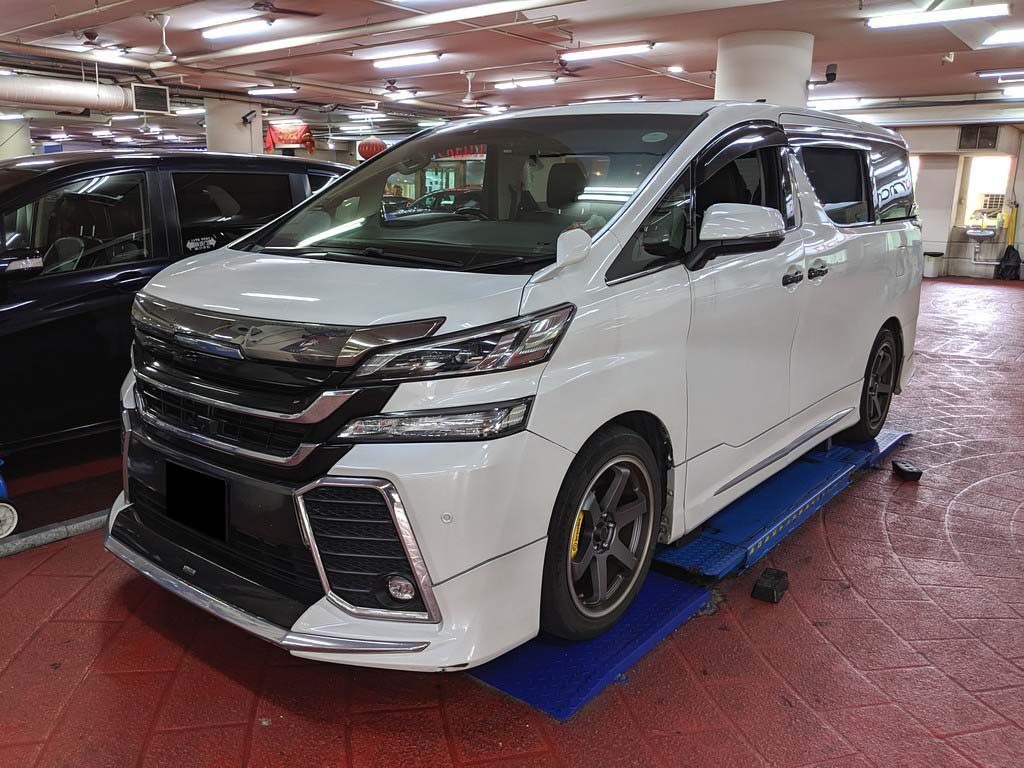 Toyota Vellfire 2.5Z G-Edition CVT