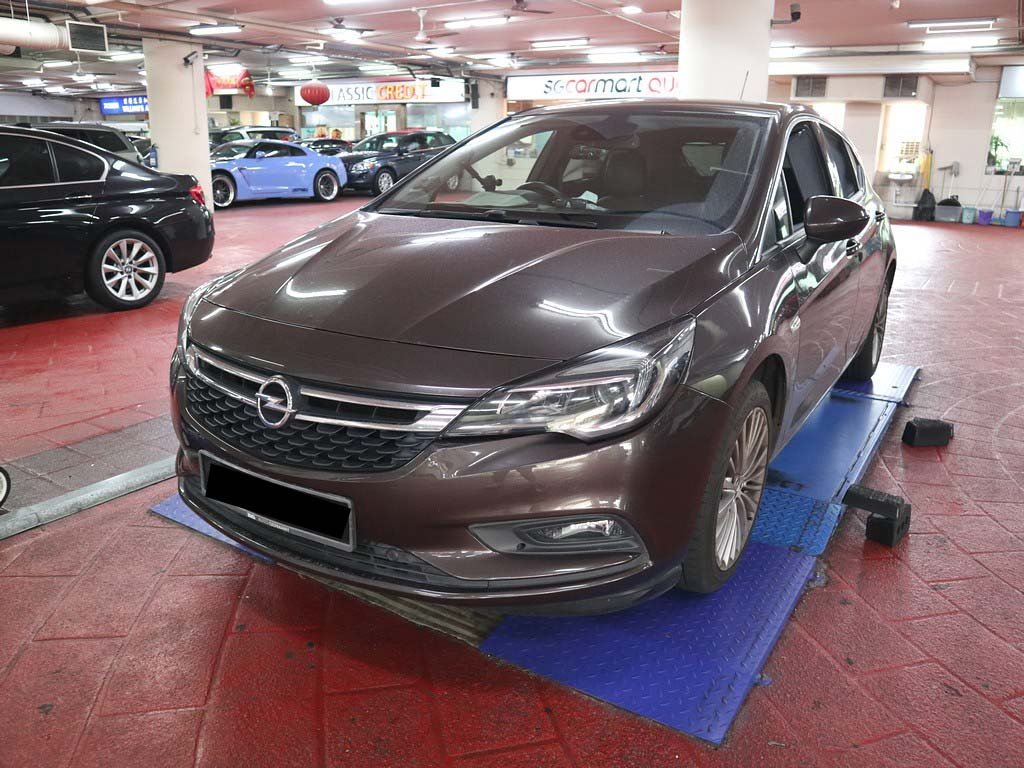Opel Astra HB 1.0 At