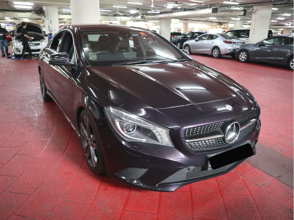 Mercedes Benz CLA180 (R18 BI)